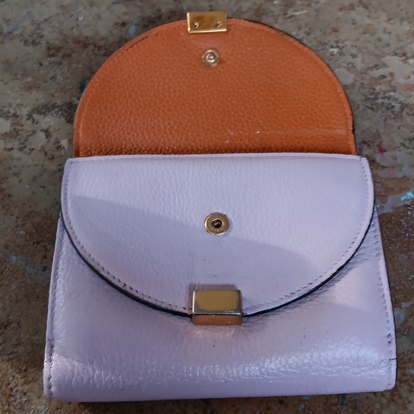CHLOE LAVENDER PEBBLED LEATHER BIFOLD WALLET - Picture 5 of 12